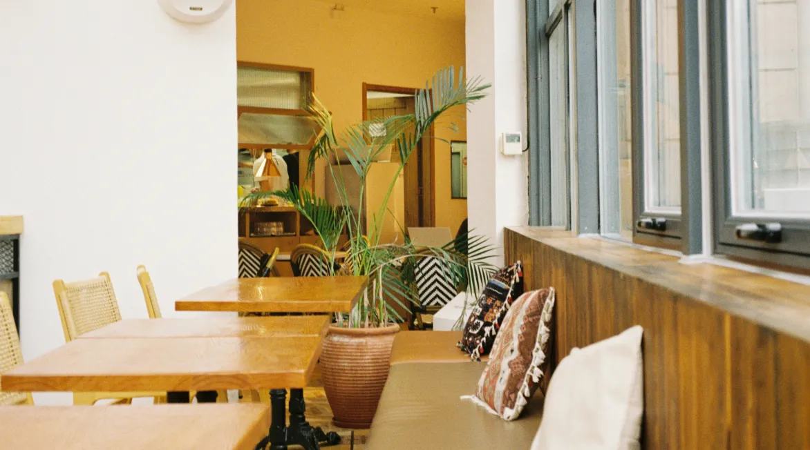 三鷹店のホバー画像